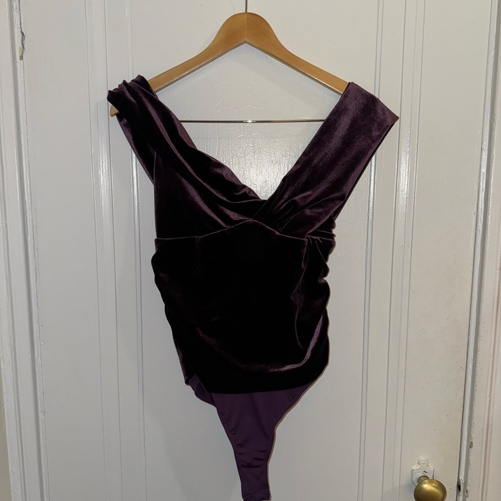 NWOT - ASTR the Label Royal Purple Velvet Bodysuit